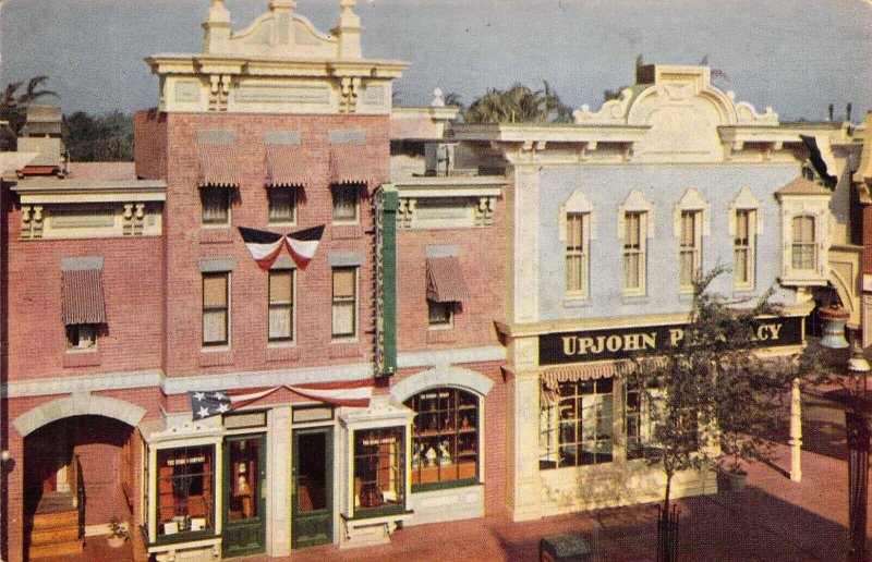 Disneyland, B-4208-1, Upjohn Pharmacy ,The Majgic Kingdom, Old Postcard 