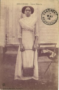 PC MADAGASCAR, DIEGO SUAREZ, FEMME MALGACHE, Vintage Postcard (b38007)