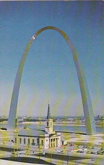 Gateway Arch And The Old Cathedral Saint Louis Missouri