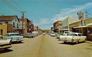 Houston Missouri Grand Avenue, Street Scene Vintage Postcard TT0097