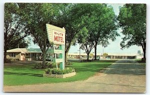 1960s CORDELE GA HI-LITE MOTEL HWY 280 OFF I-75 HOWARD WADE POSTCARD P3876