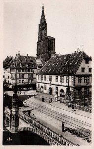 Vue Sur la Cathedrale et le Musee Historique,Strasbourg,France BIN