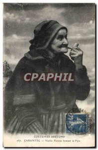 Old Postcard Folklore Carantec Old woman smoking a tobacco pipe