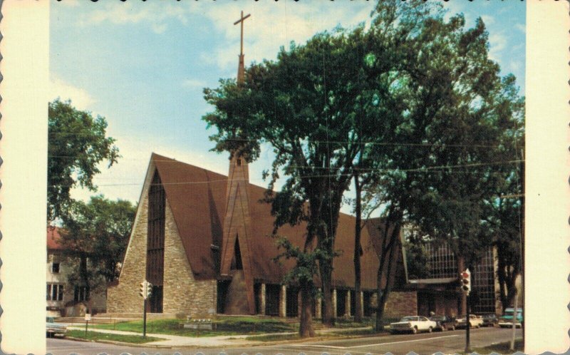 Canada Fredericton New Brunswick Saint Dunstans Church Vintage Postcard 03.54