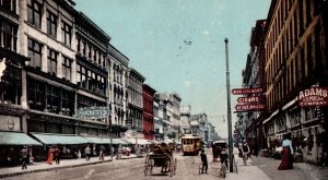 Circa 1910 Summit Street, Toledo OH Vintage Postcard P40E