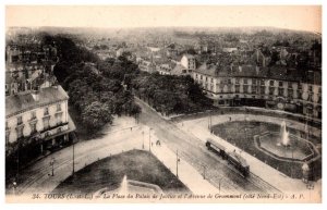 France Tours ,  La Place du Palais de Justice et l'Avenue de Grammont