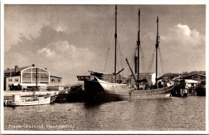 Denmark Frederikssund Havneparti Vintage Postcard C025