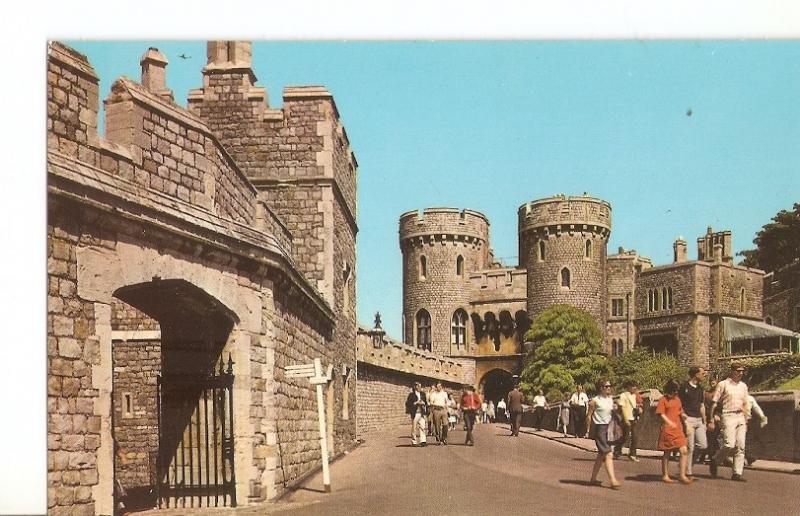 Postal 032121 : The Norman Gate Windsor