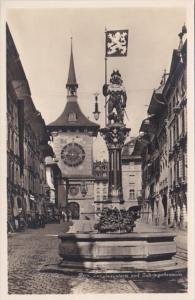 Switzerland Bern Zeitglockenturm und Zueringerbrunnen Photo