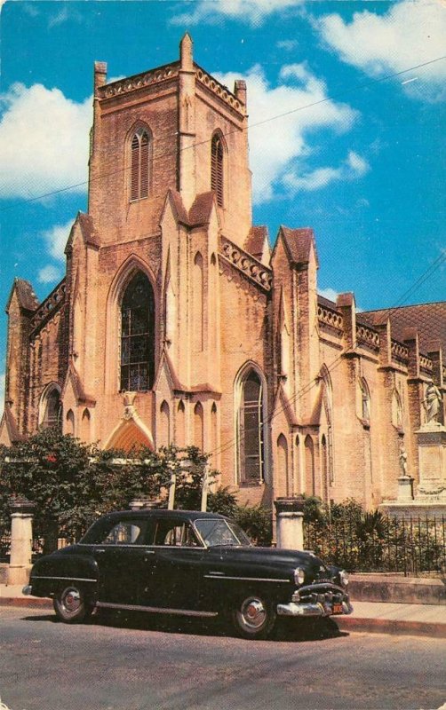 BROWNSVILLE, TX Texas  CHURCH OF THE IMMACULATE CONCEPTION  50's Car  Postcard