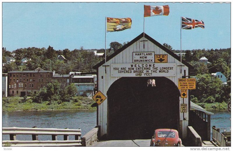 Covered Bridge Entrance , HARTLAND , New Brunswick , Canada , 50-60s