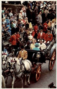 UK Queen Elizabeth Caernarvon Castle Sovereign Series Postcard W20