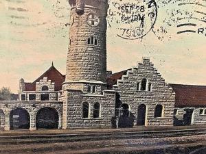 Postcard  Atchison, Topeka & Santa Fe Railroad Depot, Shawnee, OK.  1910    X2
