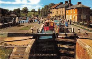 B103641 top lock stoke bruerne grand union canal   london  uk