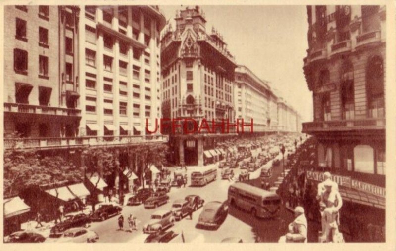 BUENOS AIRES, ARGENTINA - AV. ROQUE SAENZ PENA circa 1945