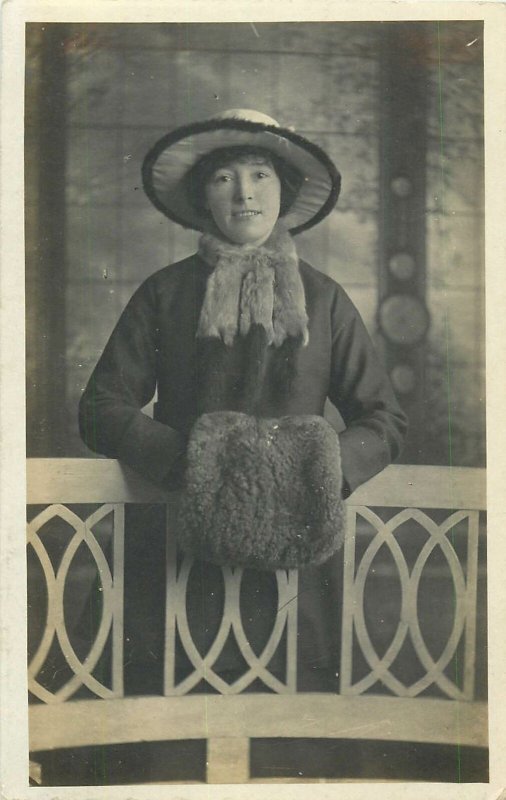 Postcard fashion statement fur coat hat feather woman style glam trend epoque
