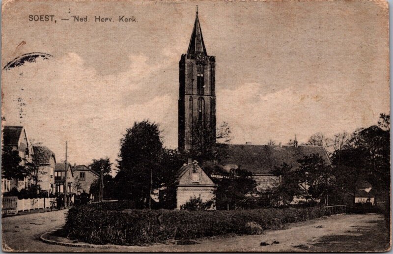Netherlands Soest Nederlands Hervormde Kerk Vintage Postcard 04.92