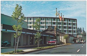 Entrance to Discovery Inn, Tyee Plaza, Campbell River, Vancouver Island, Brit...