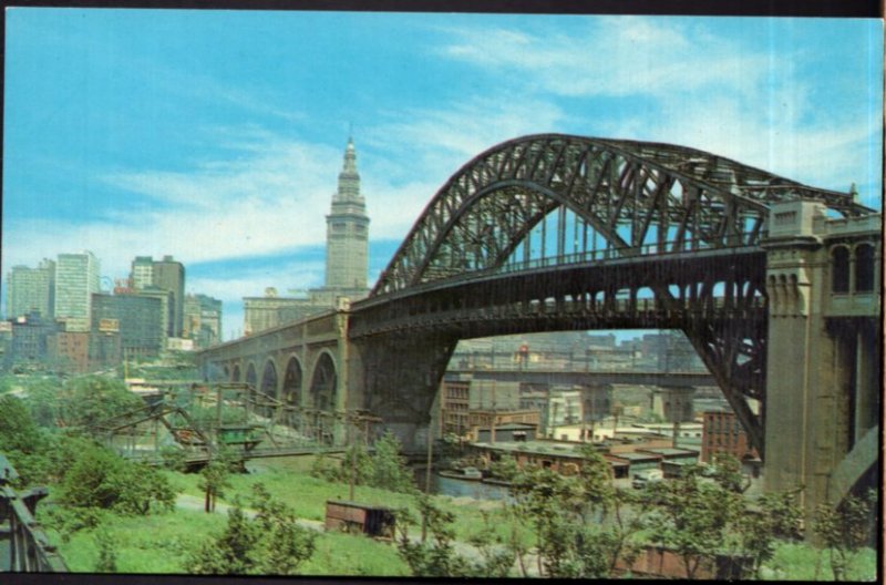 Ohio CLEVELAND Detroit-Superior High Level Bridge spanning Cuyahoga River Chrome