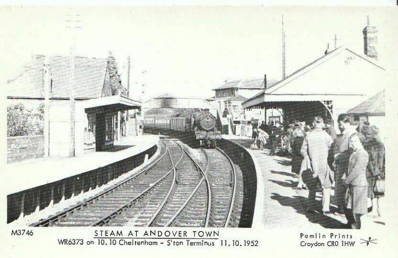 Hampshire Postcard - Steam Train at Andover Town Railway Station   Ref.2180