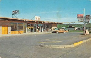 Madras Oregon Oscars Sporting Goods Maws Bakery Vintage Postcard AA31520