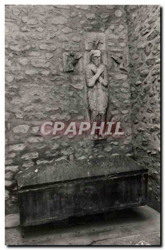 Postcard Modern Arles Sur Tech and The Sarcophagus Statue of William Gaucelme