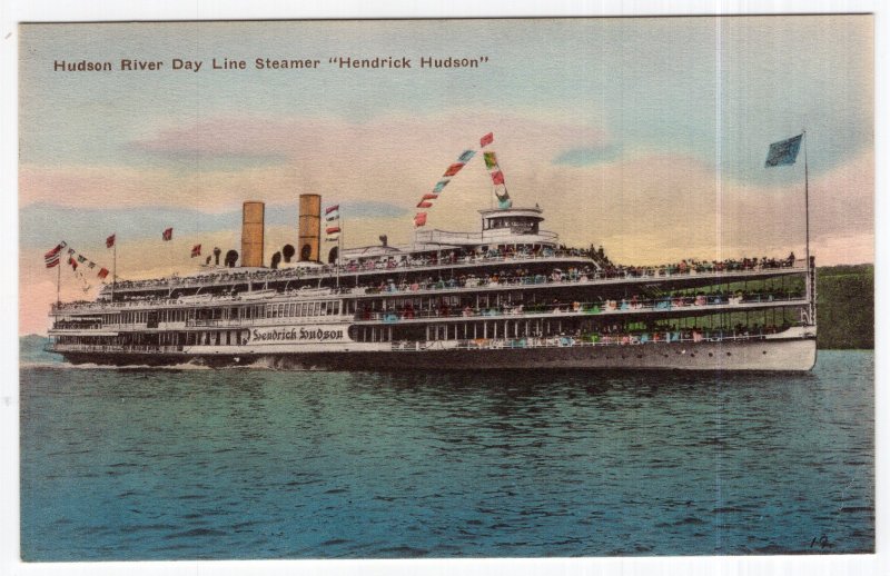 Hudson River Day Line Steamer Hendrick Hudson