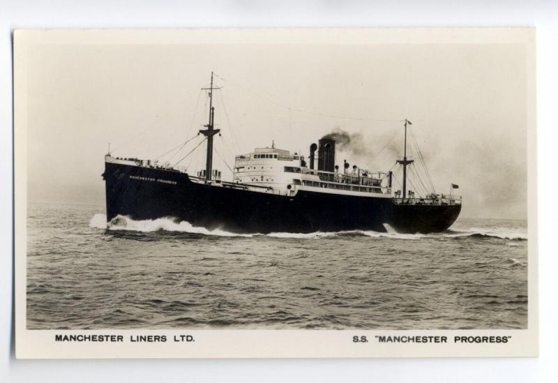 cb0863 - UK Cargo Ship - Manchester Progress , built 1938 - postcard