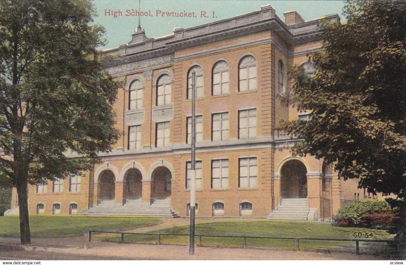 PAWTUCKET , Rhode Island, 1900-10s ; High School