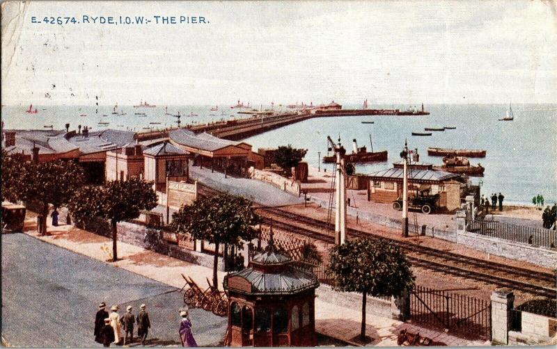 View of Ryde, Isle of Wight, the Pier, Early 1900s Vintage Postcard N11