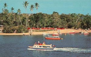 338555-Fiji, Suva, Nukumarau, Tourist Boats