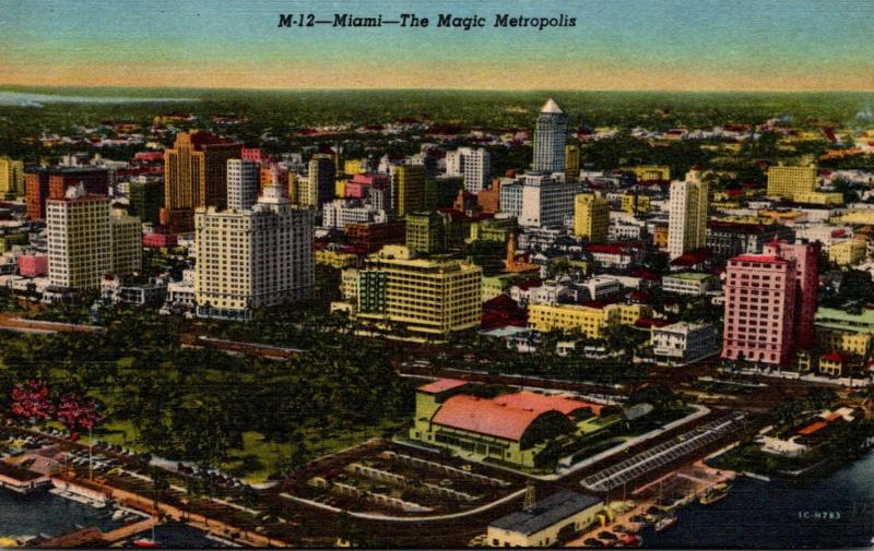 POSTCARD UNUSED FLORIDA, MIAMI- MIAMI IS KNOWN AS THE MAGIC CITY