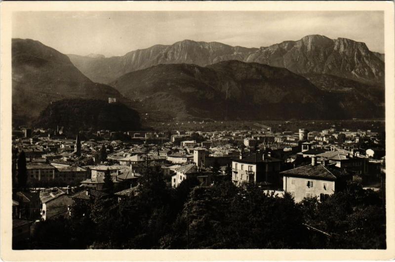 CPA Trento Panorama col Monumento ITALY (802704)