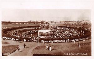 CLIFTONVILLE KENT UK THE OVAL WITH OCTAGONAL BANDSTAND PHOTO POSTCARD