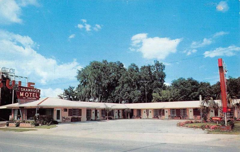 Ocala Florida Shamrock Motel Street View Vintage Postcard K92423