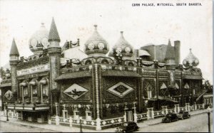 Postcard SD Mitchell - 1939 Corn Palace traveling Conoco Touraide