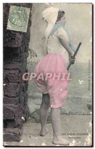 Old Postcard Les Sables d & # 39olonne Wind back Folklore Woman