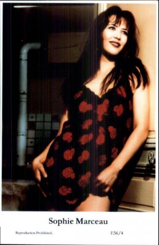 Swiftsure 2000 - Beautiful Actress Sophie Marceau Postcard E56/4