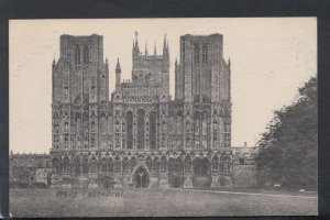 Somerset Postcard - Wells Cathedral       T2789