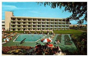 Postcard SWIMMING POOL SCENE Cherry Hill New Jersey NJ AS4635