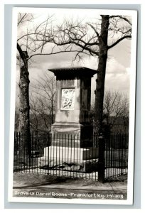 Vintage 1950's RPPC Postcard Grave of Daniel Boone Frankfort Kentucky