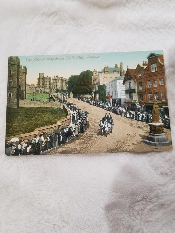 Antique Postcard Windsor Castle, The King driving down Castle Hill, Windsor