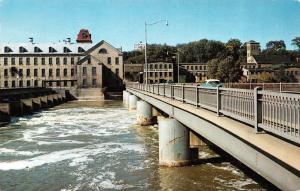 APPLETON, WI  Wisconsin      FOX RIVER PAPER CORP & BRIDGE      c1950's Postcard