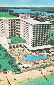 Vintage Postcard Lifters Marco Polo Resort Hotel Swimming Pool Miami Beach Fla. 