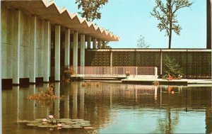 postcard Washington DC - National Arboretum Administration Building with pond
