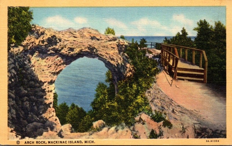 Michigan Mackinac Island Arch Rock 1946 Curteich