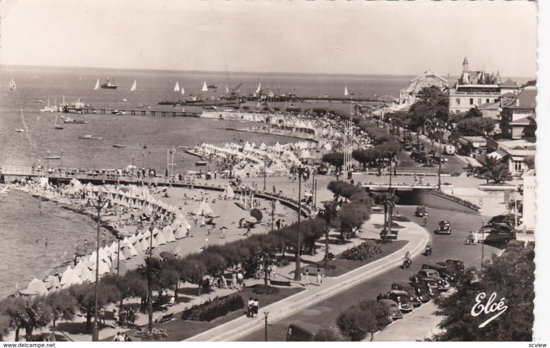 RP: ARCACHON (Gironde) , France , 1930-40s ; La Plage , les 3 Jetees , les Re...