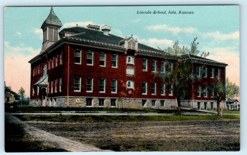 IOLA, Kansas KS ~ LINCOLN SCHOOL  ca 1910s Allen County Postcard