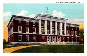 Postcard BUILDING SCENE Fort Smith Arkansas AR AQ6964