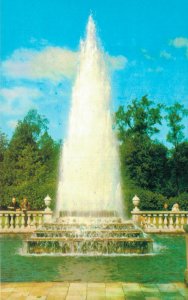 Russia Petrodvorets Peterhof The Pyramid Fountain Vintage Postcard 07.39